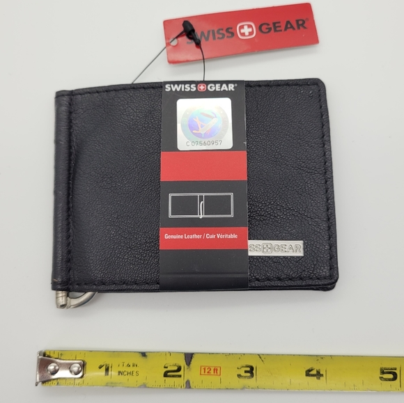 SWISS GEAR | genuine leather billfold wallet - Picture 2 of 5